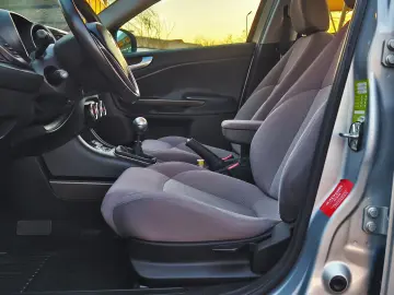 Alfa Giulietta Facelift - GARANTIE 1AN•RATE•Navi•Clima