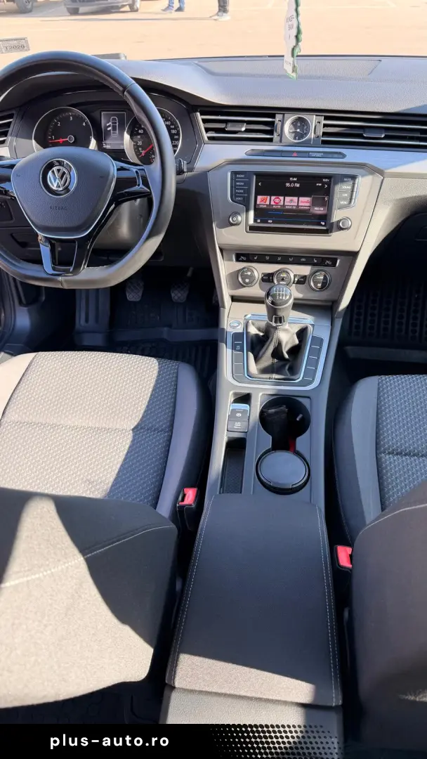 VW PASSAT B8 sedan 2.0 diesel  an 2017  44.500 km