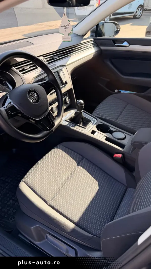 VW PASSAT B8 sedan 2.0 diesel  an 2017  44.500 km