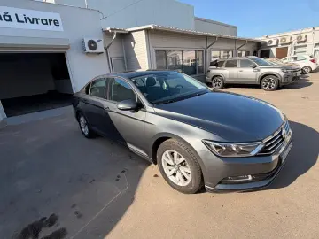 VW PASSAT B8 sedan 2.0 diesel  an 2017  44.500 km