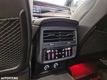 Audi Q8 3.0 50 TDI quattro Tiptronic MHEV