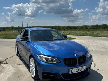 BMW M235