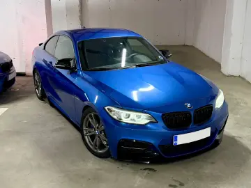 BMW M235