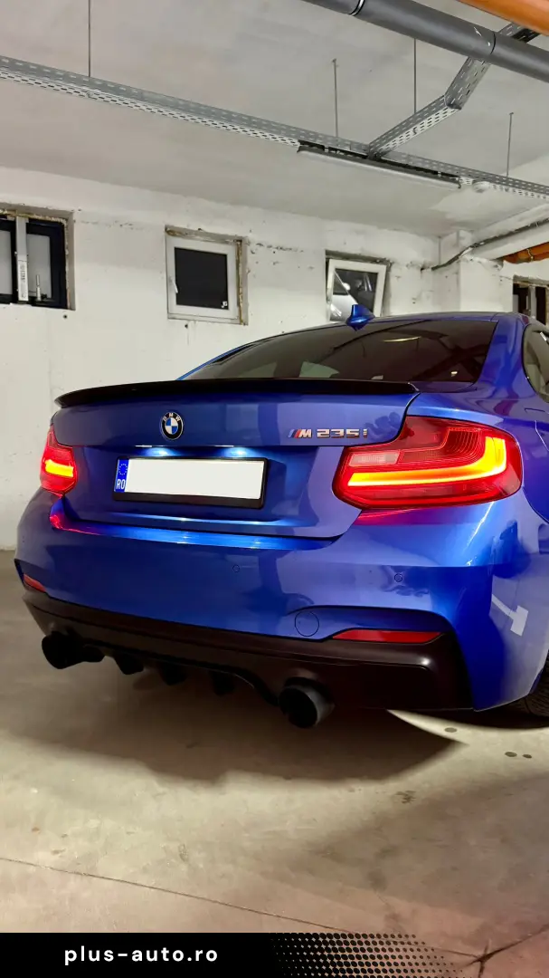 BMW M235