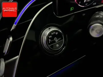 MERCEDES-BENZ E 300 e T AMG PREMIUM PLUS PANO LUFT A&hellip;