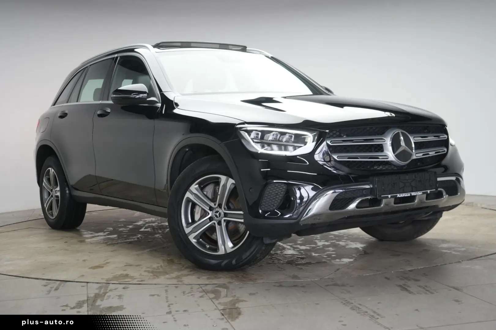 MERCEDES-BENZ GLC 300 e 4Matic