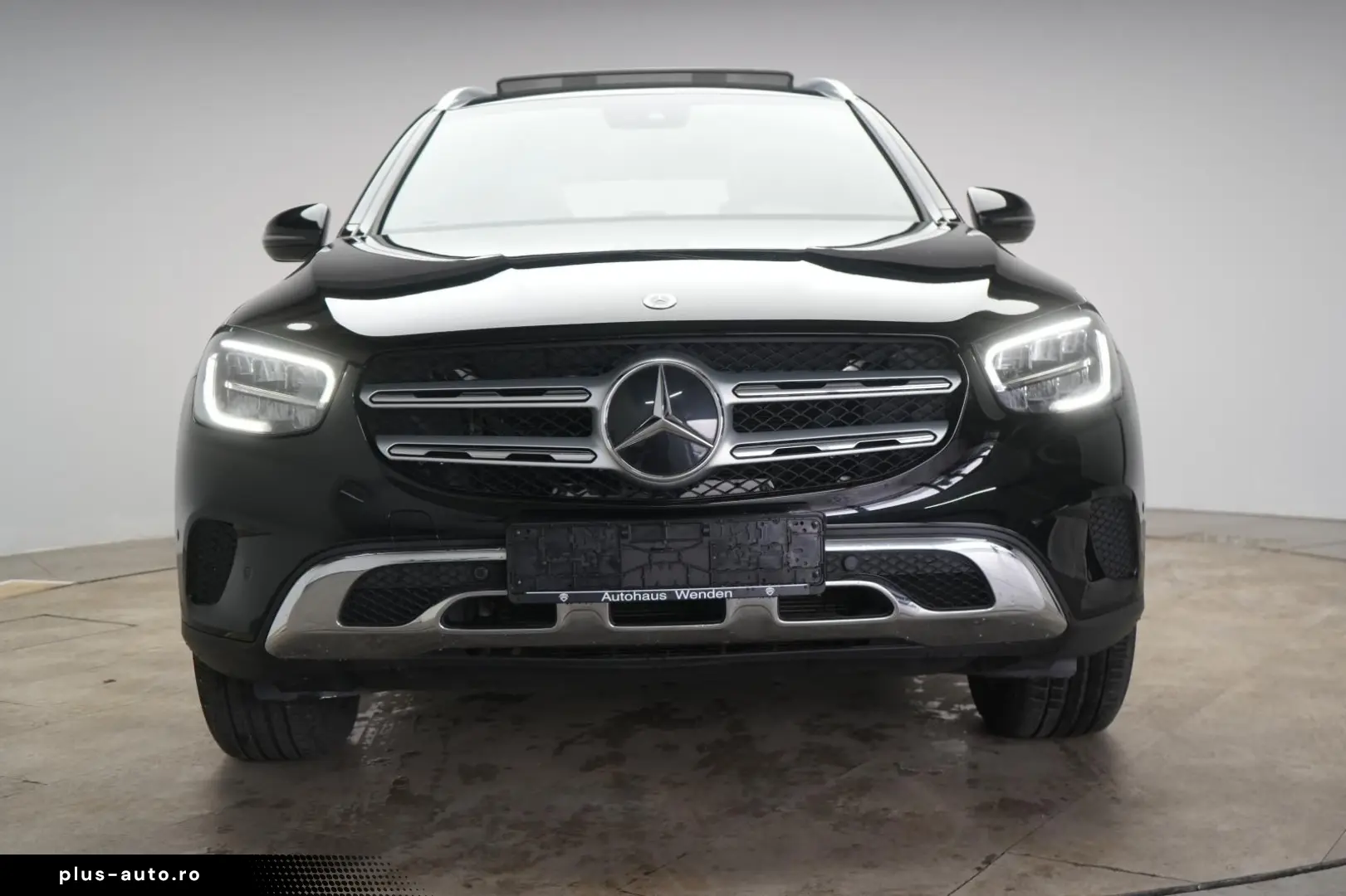 MERCEDES-BENZ GLC 300 e 4Matic