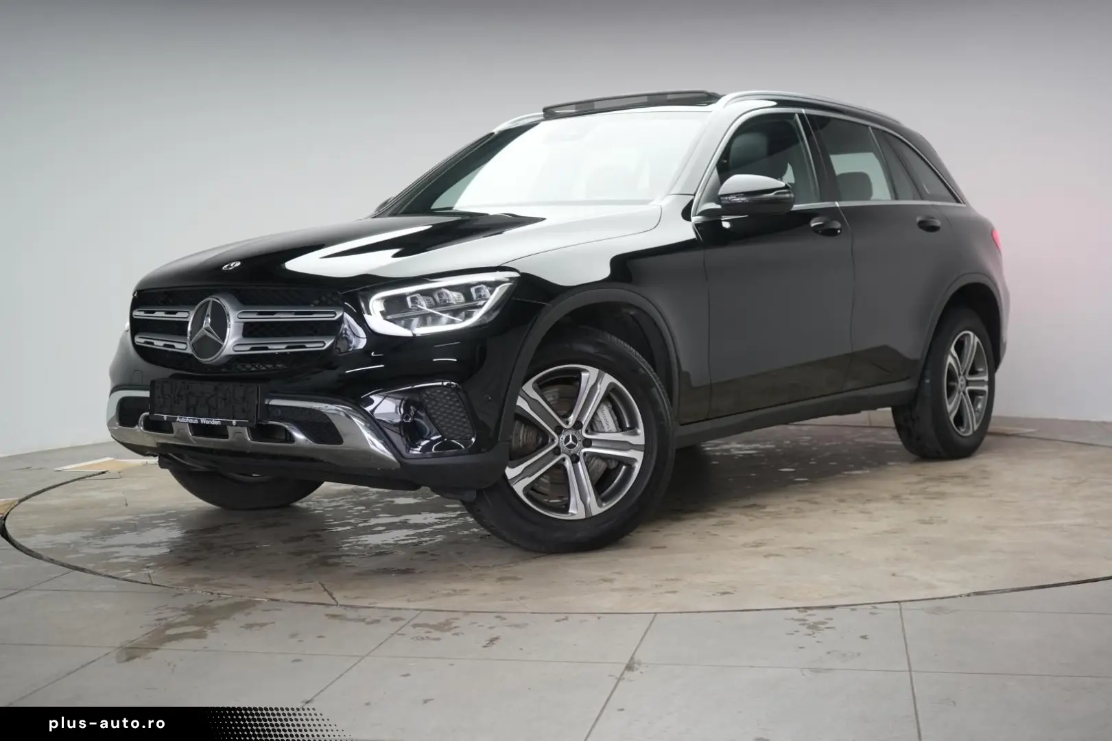 MERCEDES-BENZ GLC 300 e 4Matic
