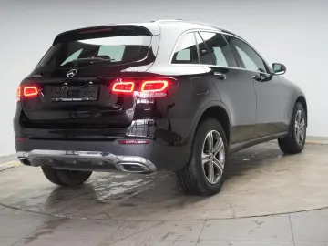 MERCEDES-BENZ GLC 300 e 4Matic