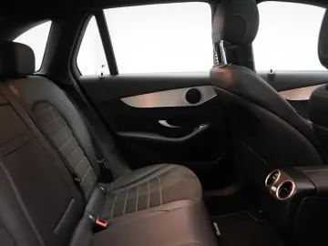 MERCEDES-BENZ GLC 300 e 4Matic