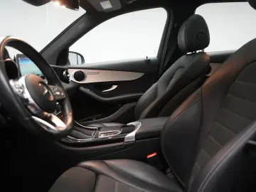 MERCEDES-BENZ GLC 300 e 4Matic