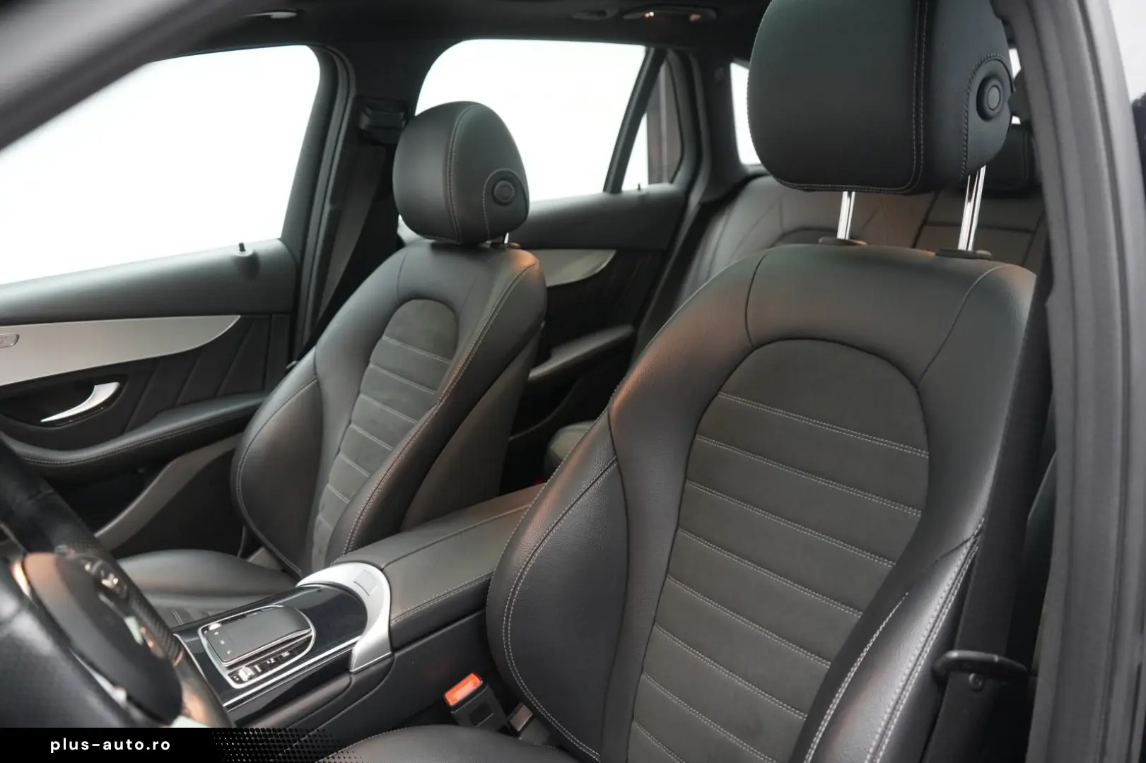 MERCEDES-BENZ GLC 300 e 4Matic