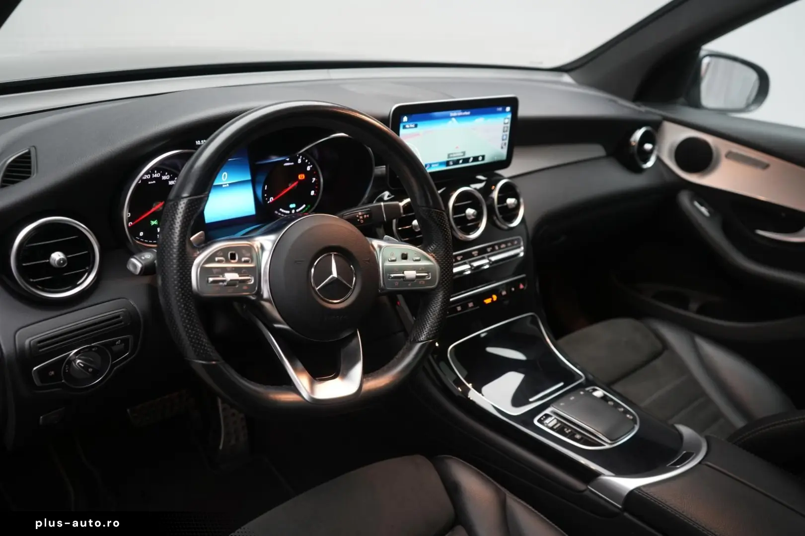 MERCEDES-BENZ GLC 300 e 4Matic