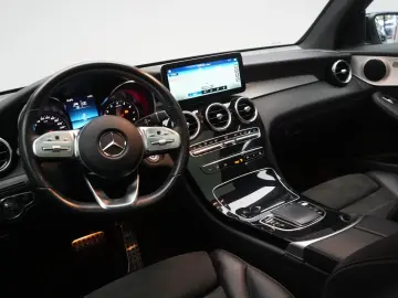 MERCEDES-BENZ GLC 300 e 4Matic