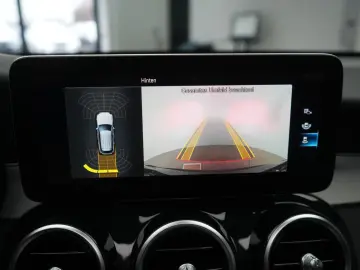 MERCEDES-BENZ GLC 300 e 4Matic