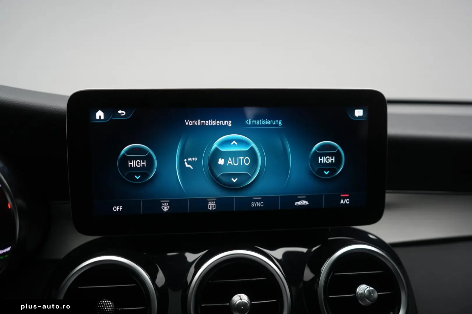 MERCEDES-BENZ GLC 300 e 4Matic