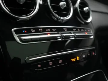 MERCEDES-BENZ GLC 300 e 4Matic