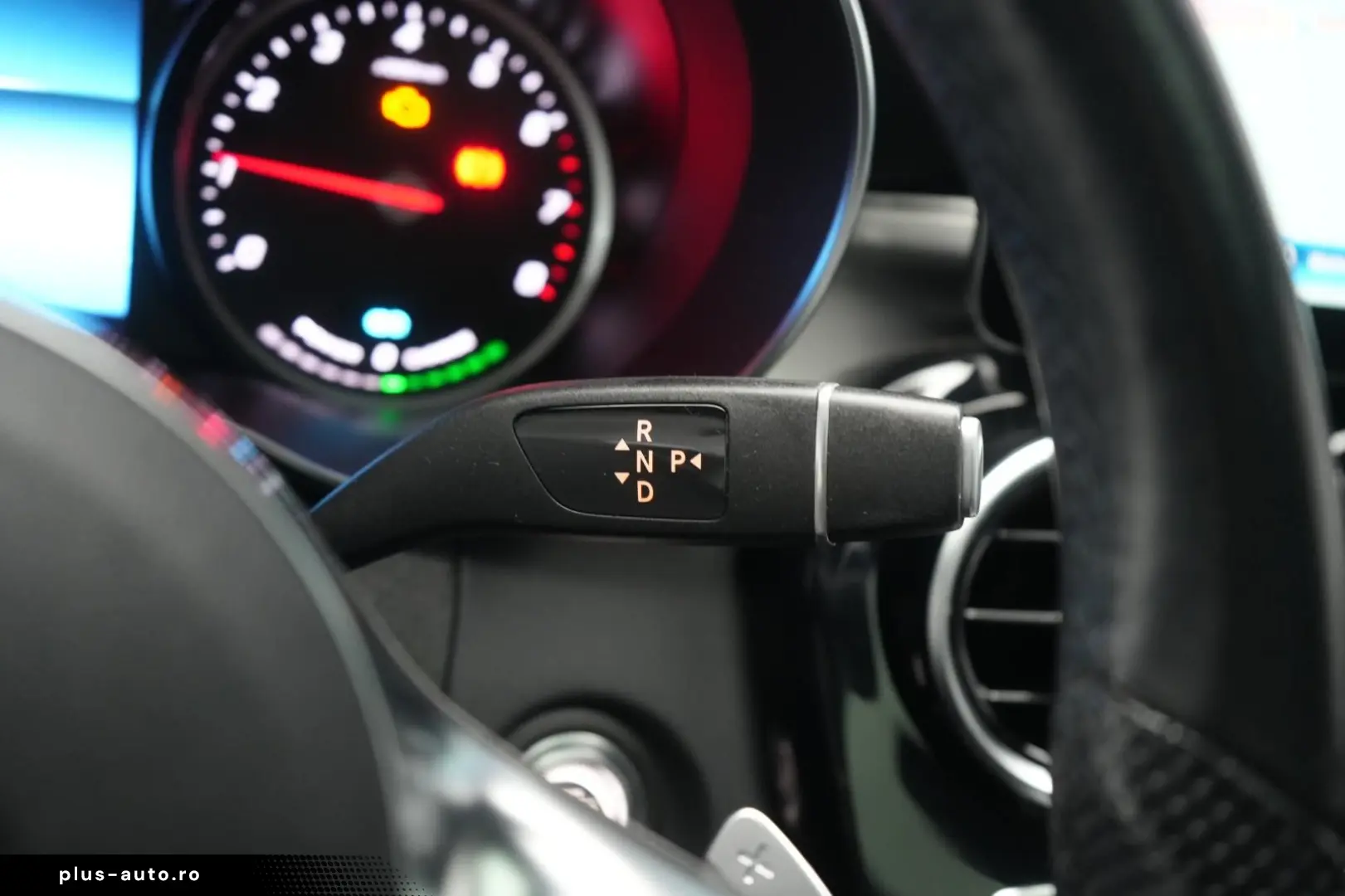 MERCEDES-BENZ GLC 300 e 4Matic