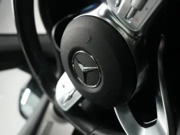 MERCEDES-BENZ GLC 300 e 4Matic