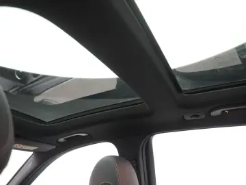 MERCEDES-BENZ GLC 300 e 4Matic