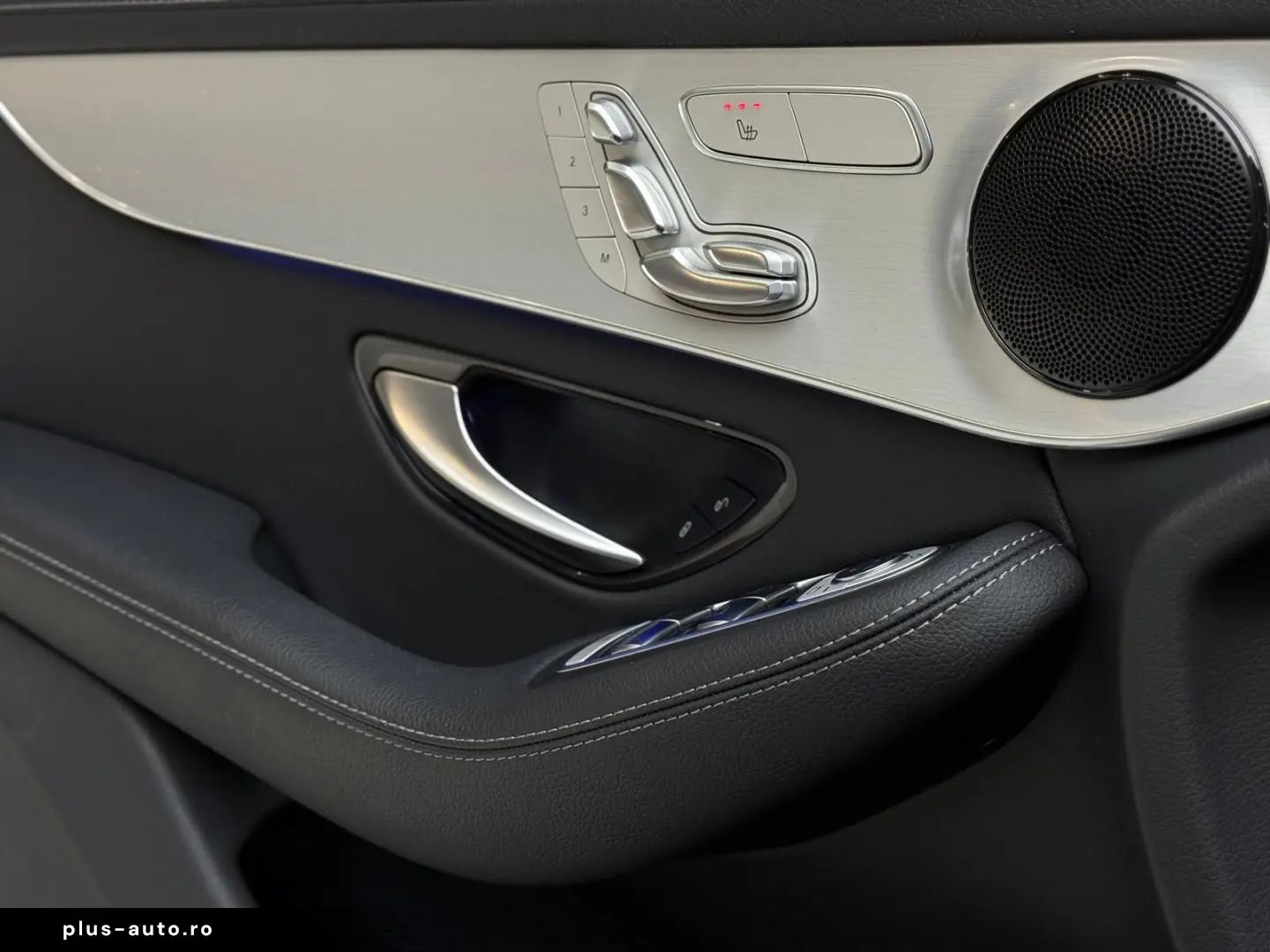 MERCEDES-BENZ GLC 300 e 4Matic