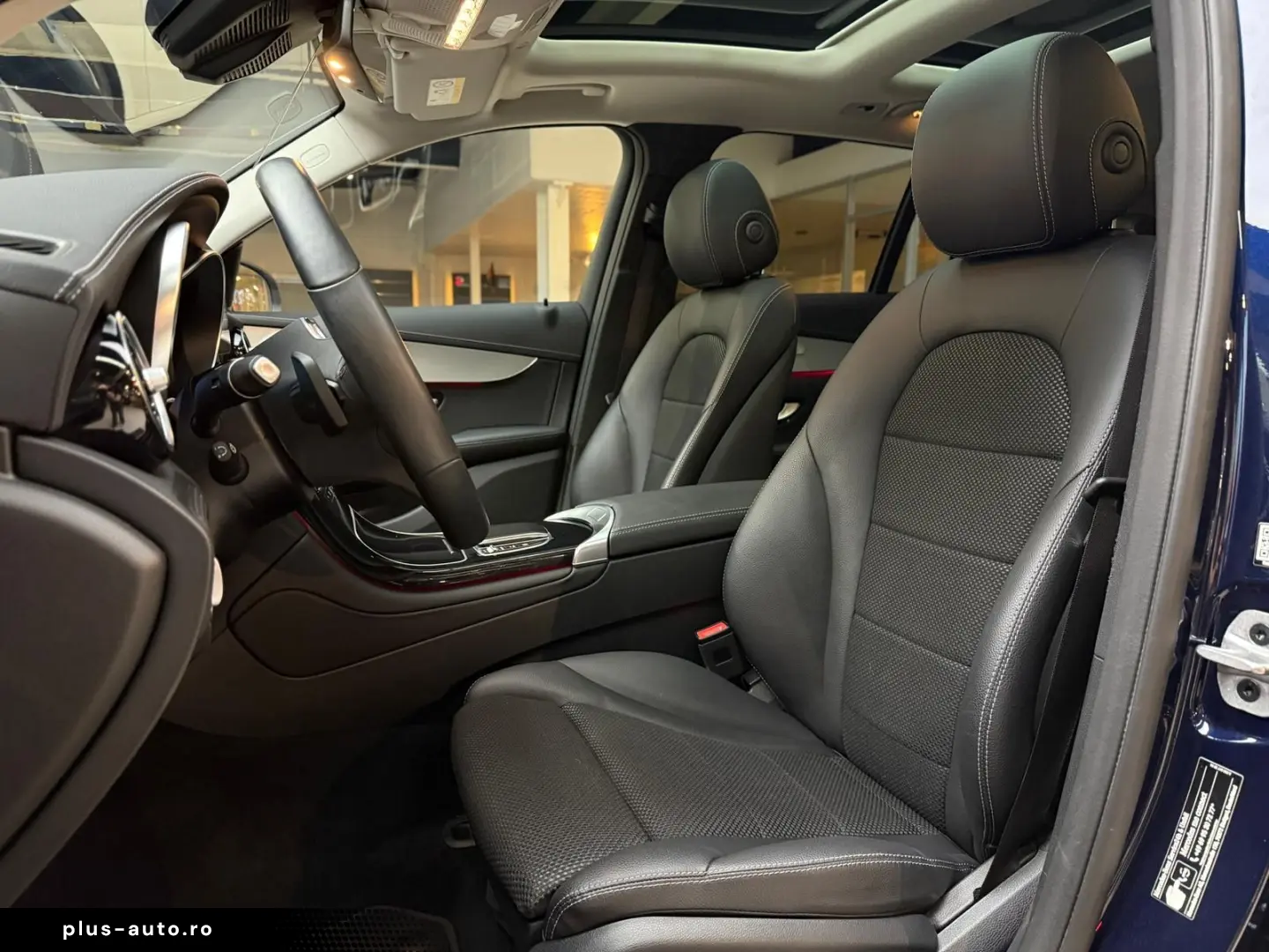 MERCEDES-BENZ GLC 300 e 4Matic