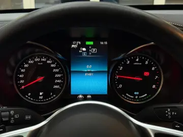 MERCEDES-BENZ GLC 300 e 4Matic