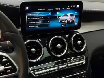 MERCEDES-BENZ GLC 300 e 4Matic