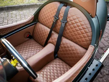 MORGAN 3 Wheeler  Sonderlack  viele Morgan Park Extras!