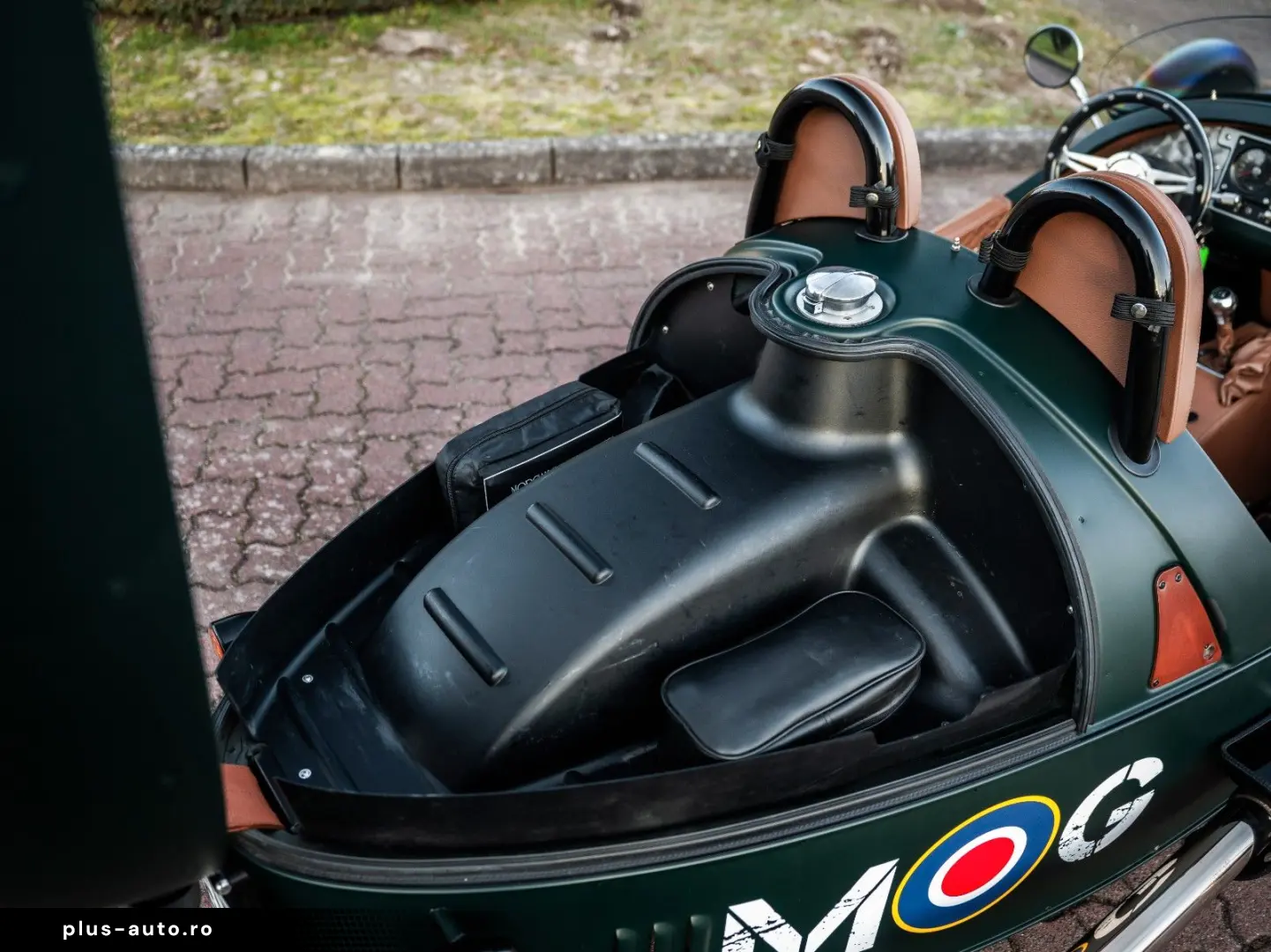 MORGAN 3 Wheeler  Sonderlack  viele Morgan Park Extras!