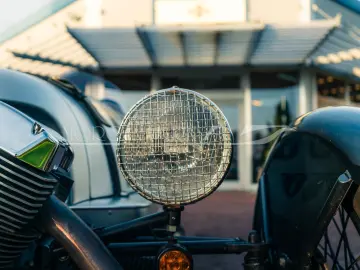 MORGAN 3-Wheeler  matt silber