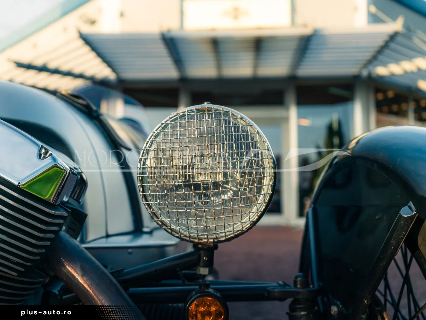 MORGAN 3-Wheeler  matt silber