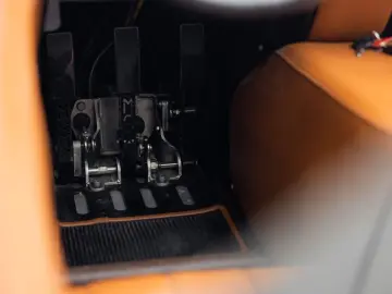 MORGAN 3 Wheeler   NL History   AM Quantom Silver   Man