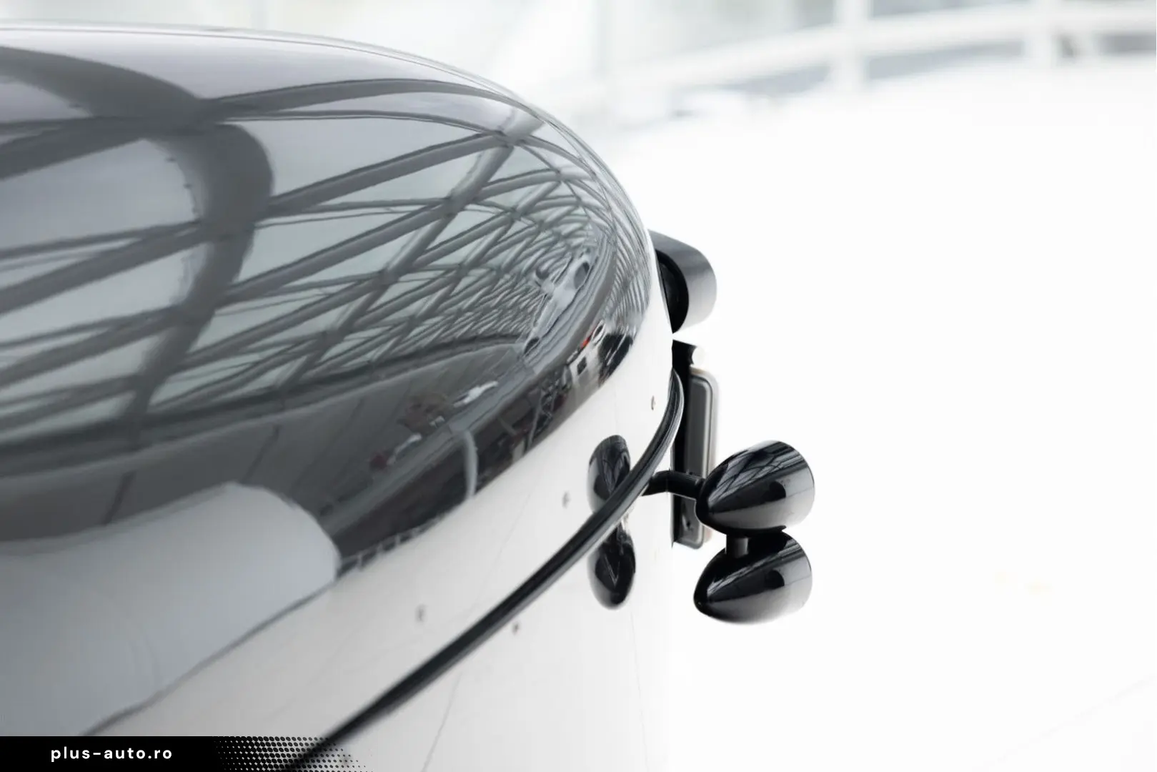 MORGAN 3 Wheeler   NL History   AM Quantom Silver   Man