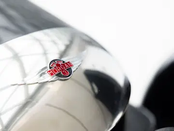 MORGAN 3 Wheeler   NL History   AM Quantom Silver   Man