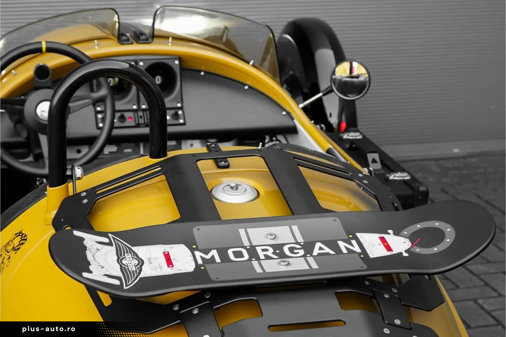 MORGAN SUPER 3 Full Options Luggage Racks