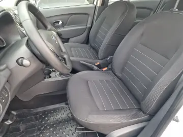 Dacia Logan TCe 90 MT5 90CP Manual 5 tr