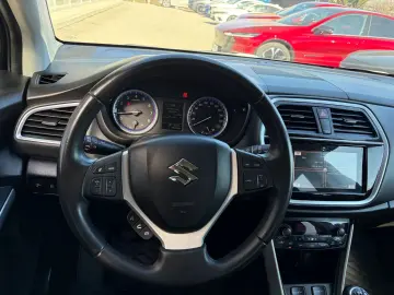 Suzuki S-Cross SX4 Luxus Allgrip   Car no 130