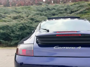 Porsche 911 3.6 Benzină – Automat – FULL OPTIUNI