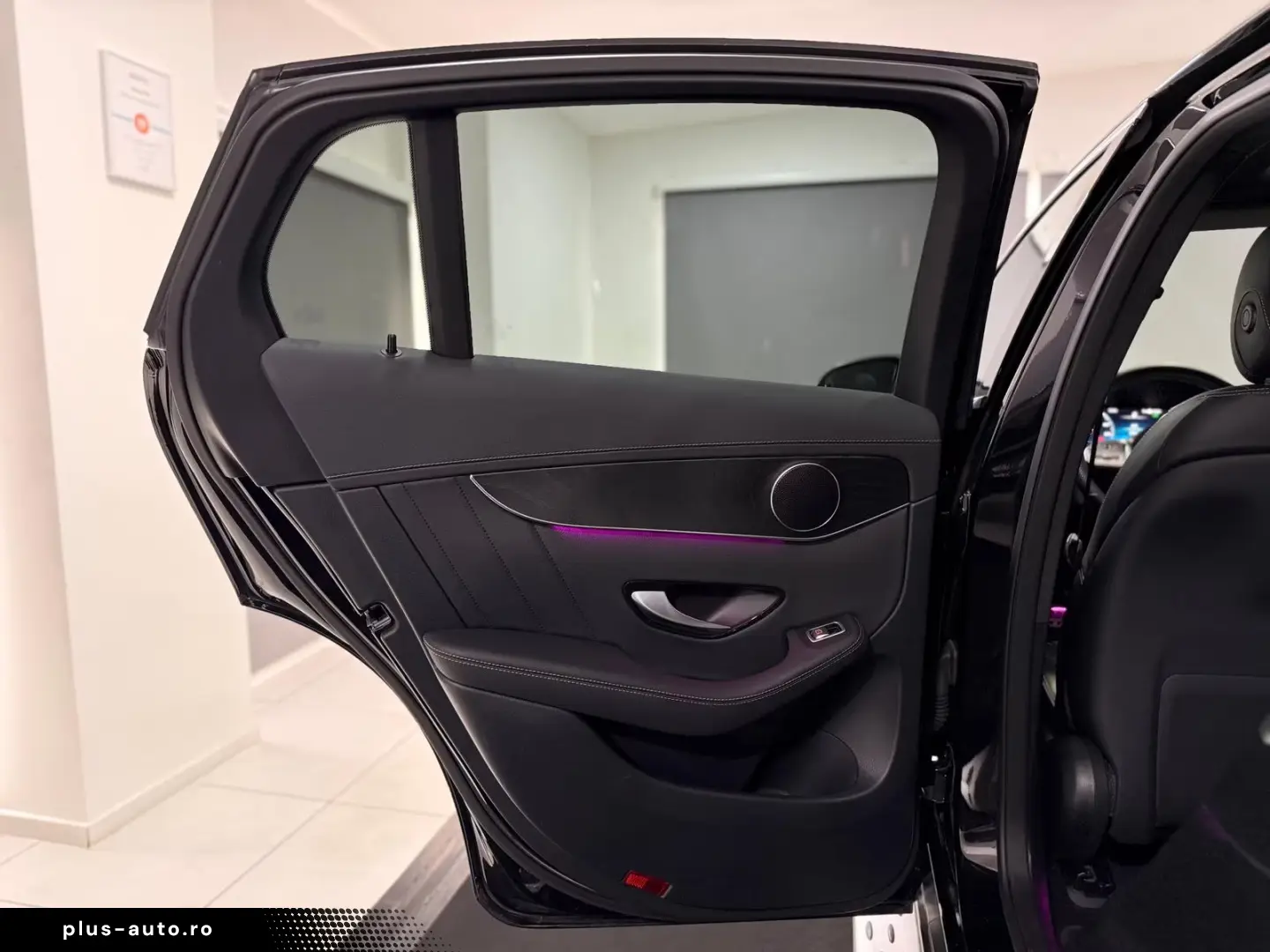 Mercedes-Benz GLC 300 e Coupe 4M AMG-LINE