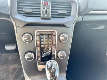 Volvo V40 Cross Country D2 Geartronic Kinetic