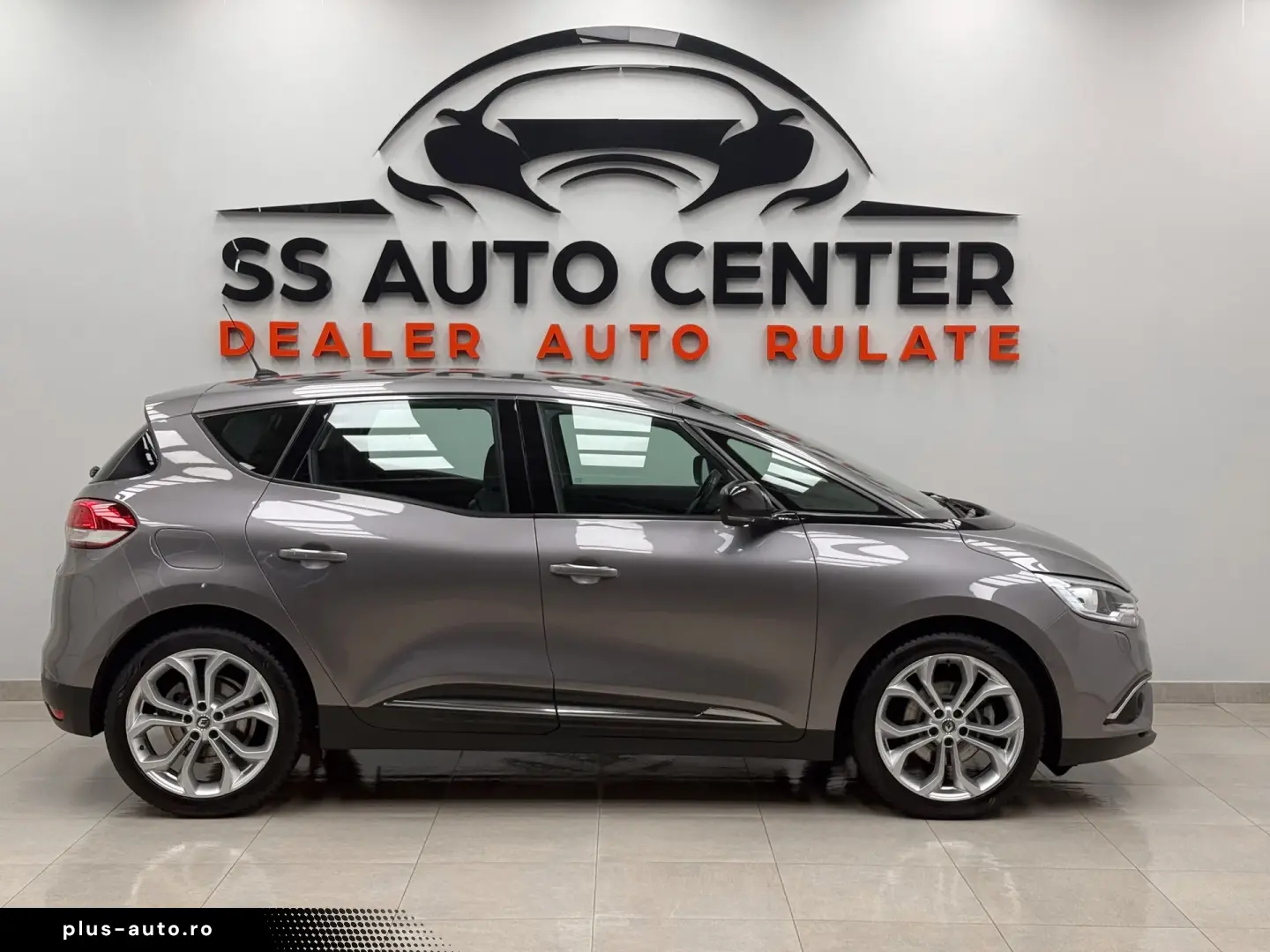 Renault Scenic ENERGY TCe 115 EXPERIENCE