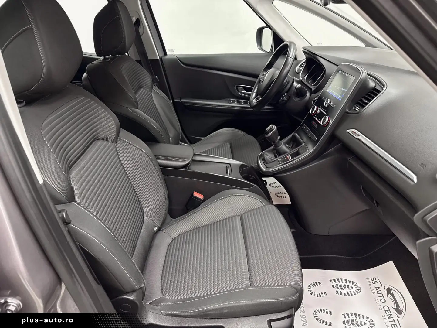 Renault Scenic ENERGY TCe 115 EXPERIENCE