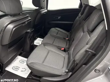 Renault Scenic ENERGY TCe 115 EXPERIENCE