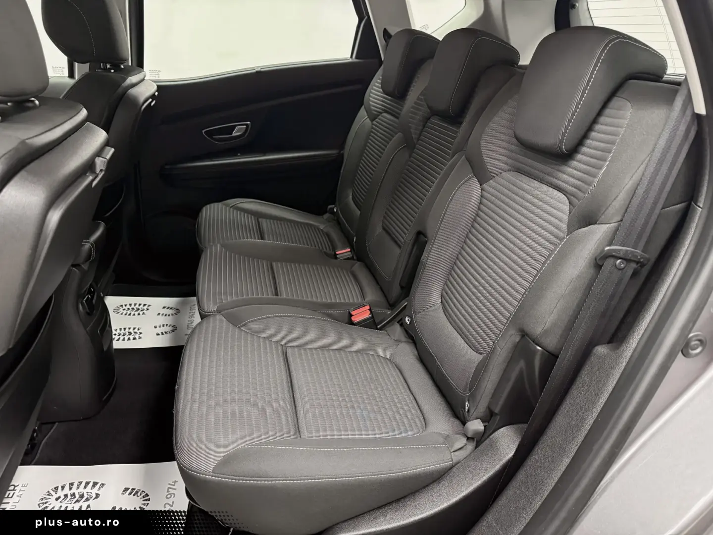 Renault Scenic ENERGY TCe 115 EXPERIENCE