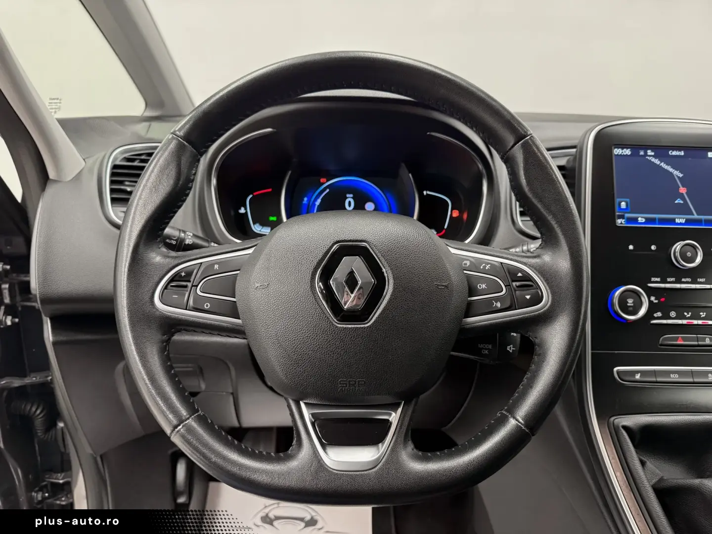 Renault Scenic ENERGY TCe 115 EXPERIENCE