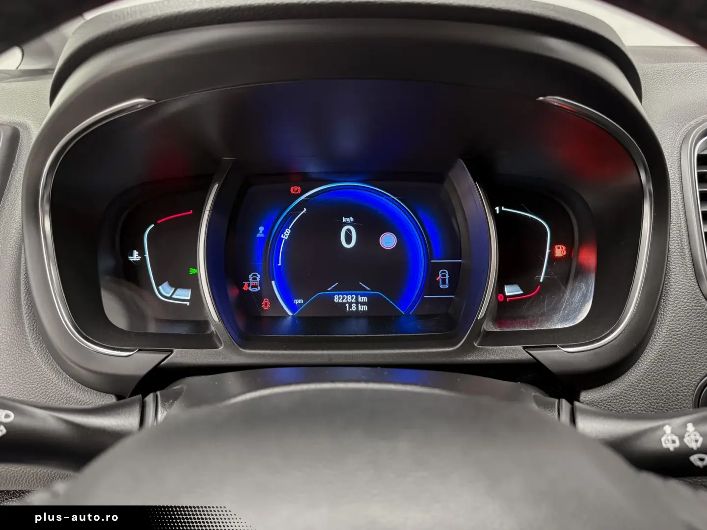 Renault Scenic ENERGY TCe 115 EXPERIENCE