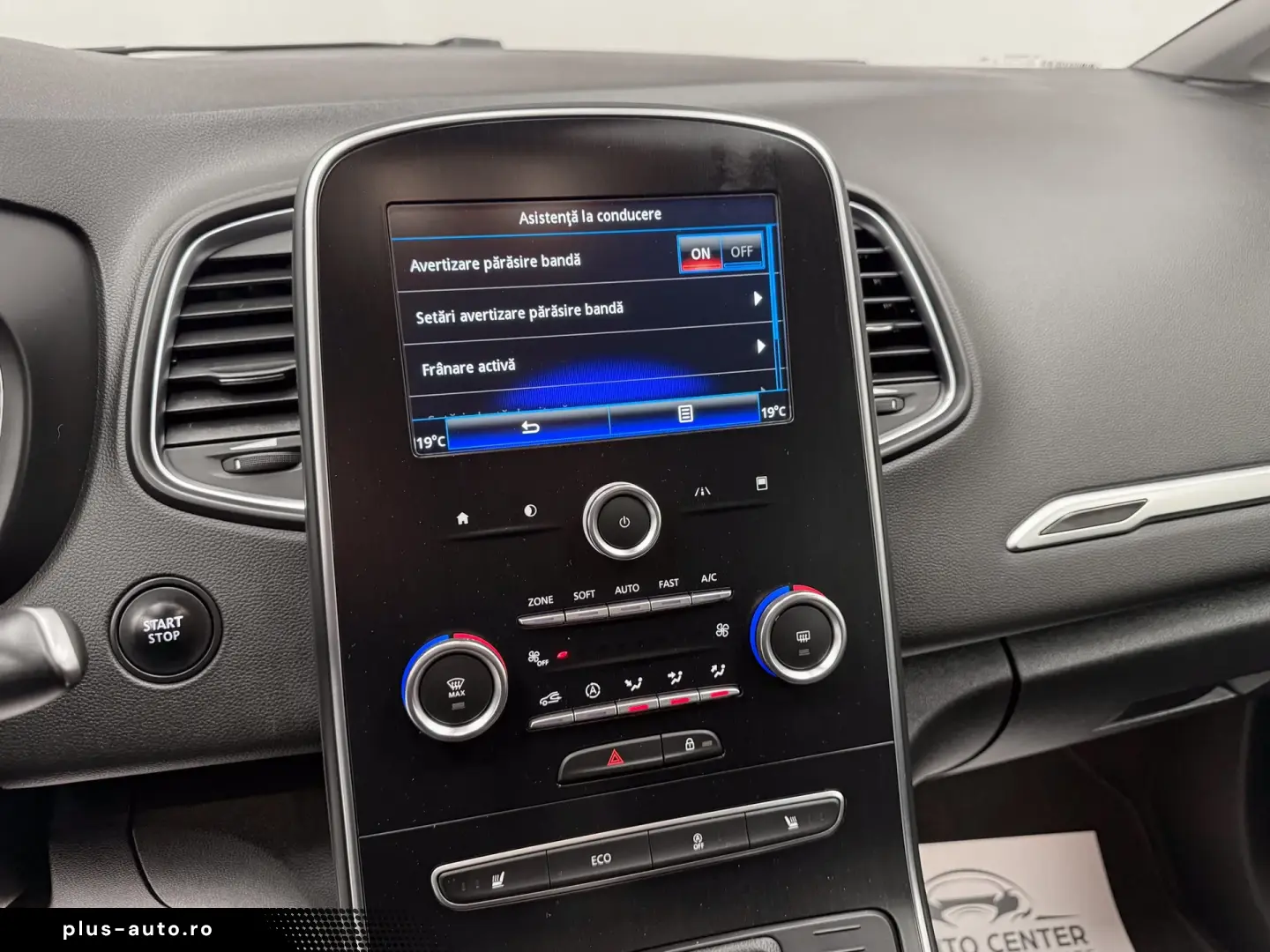 Renault Scenic ENERGY TCe 115 EXPERIENCE