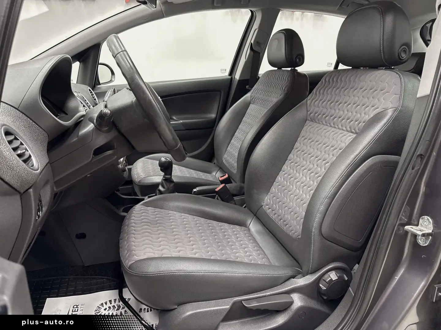 Opel Corsa 1.4 16V Innovation