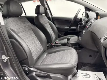 Opel Corsa 1.4 16V Innovation